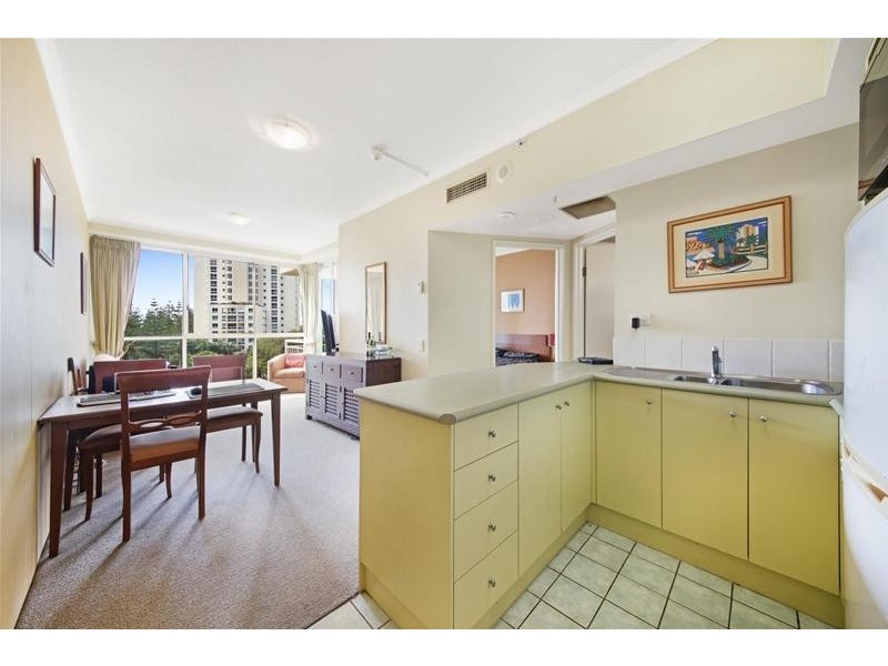 ‘MALDIVES’ 46 Pacific Street, Main Beach QLD 4217