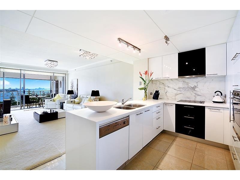 1 Lennie Avenue ‘LIBERTY PANORAMA’, Main Beach QLD 4217