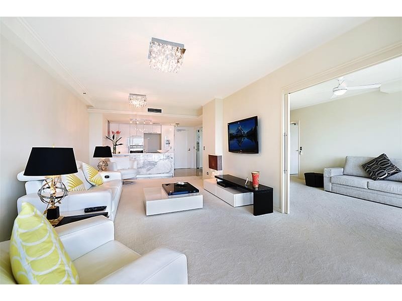 1 Lennie Avenue ‘LIBERTY PANORAMA’, Main Beach QLD 4217