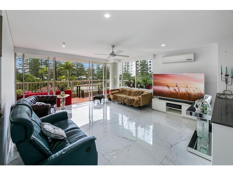 ‘PARK LANE’ 1 Peak Avenue, Main Beach QLD 4217