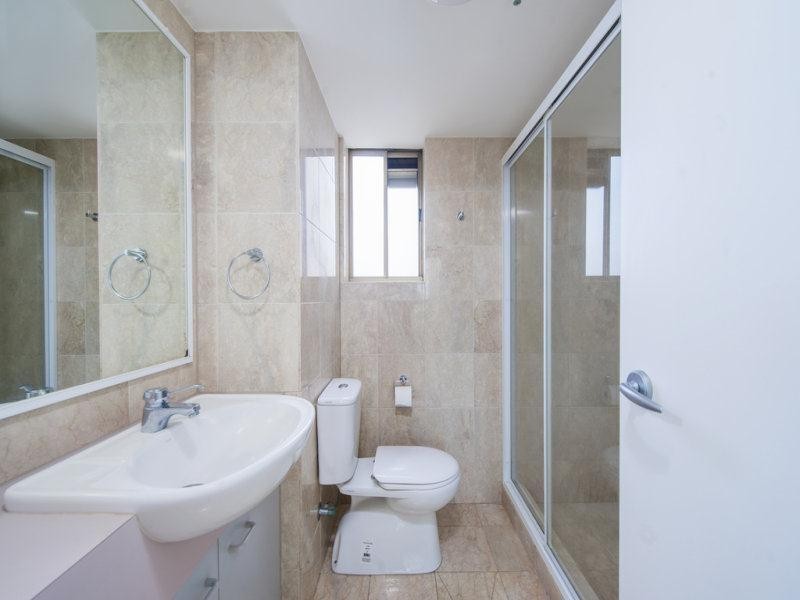 20 Cronin Avenue ‘MAIN BEACH TOWER’, Main Beach QLD 4217