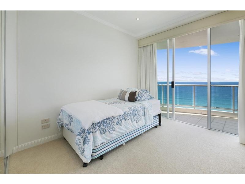 ‘PACIFIC VIEWS’ 5 Woodroffe Avenue, Main Beach QLD 4217
