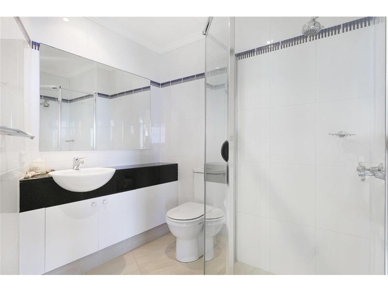 ‘PACIFIC VIEWS’ 5 Woodroffe Avenue, Main Beach QLD 4217