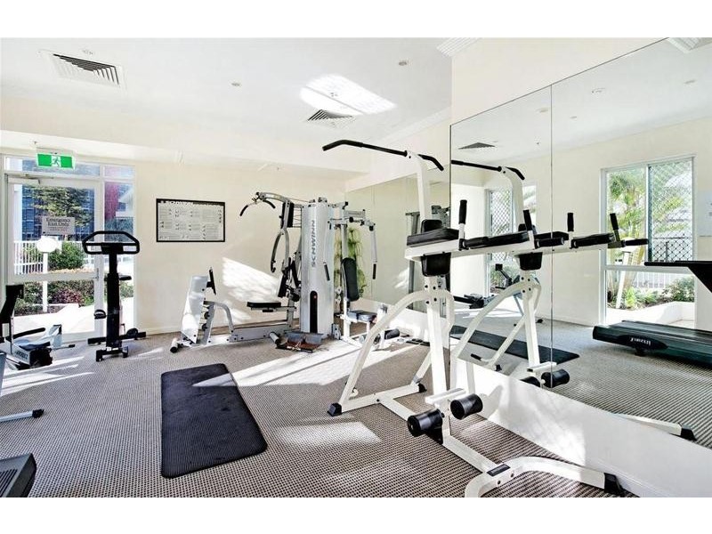 ‘PACIFIC VIEWS’ 5 Woodroffe Avenue, Main Beach QLD 4217