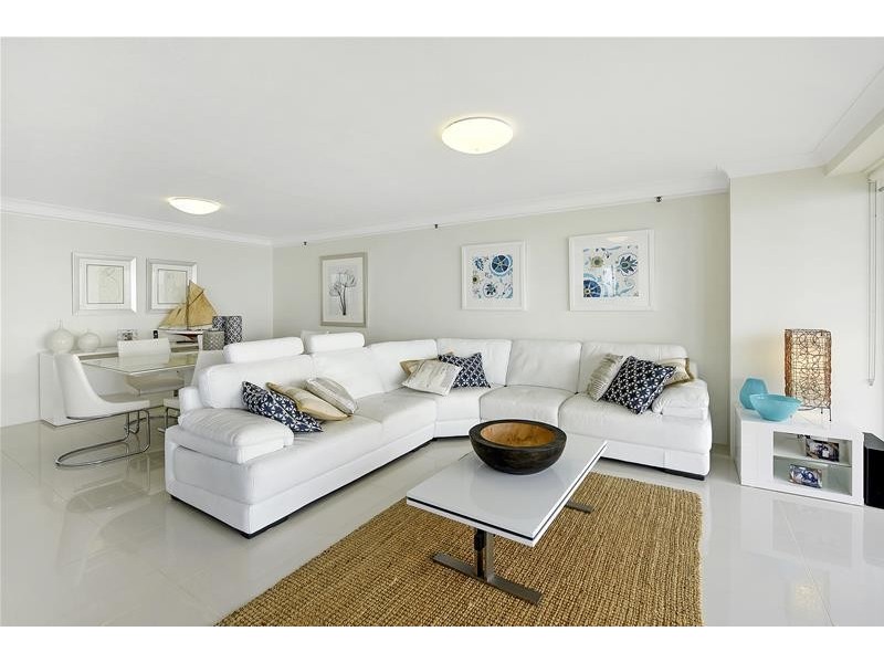 ‘SPINNAKER’ 3554 Main Beach Parade, Main Beach QLD 4217