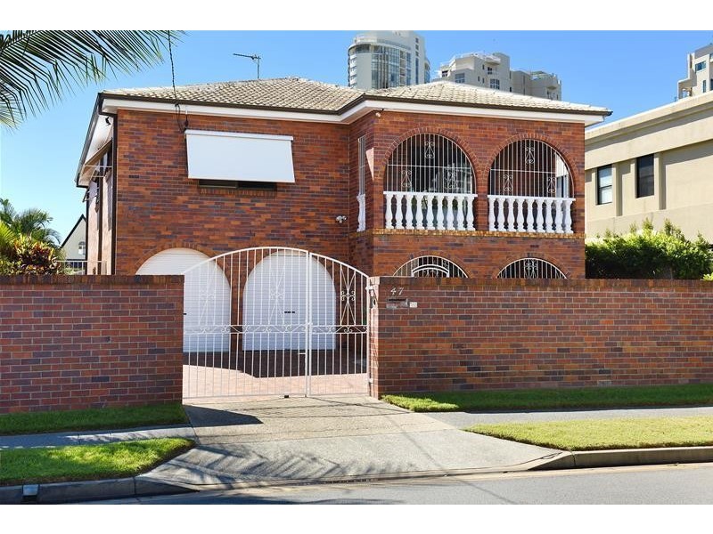 47 Woodroffe Avenue, Main Beach QLD 4217