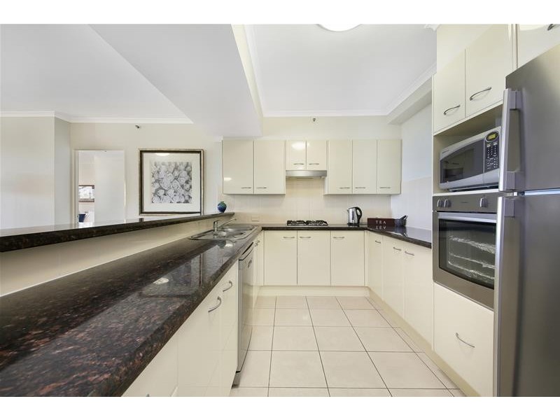 ‘XANADU NORTH’ 59 Pacific Street, Main Beach QLD 4217