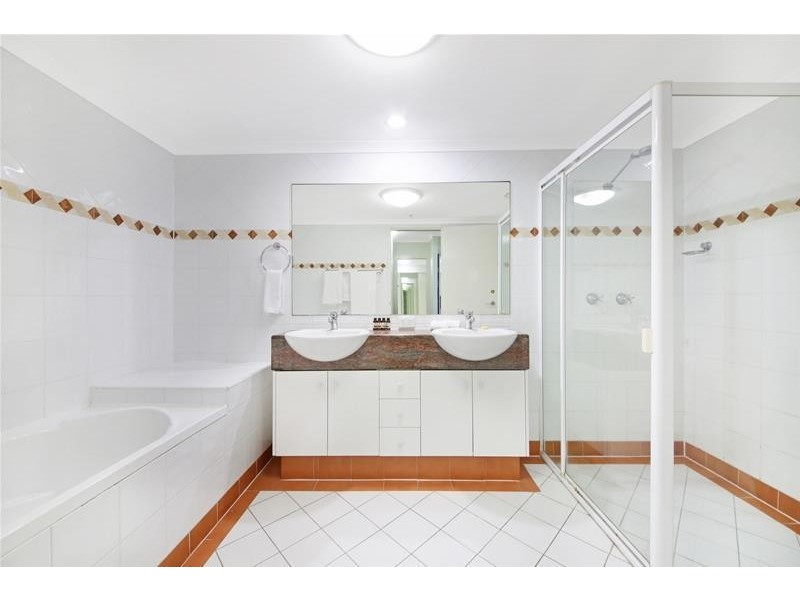 ‘XANADU NORTH’ 59 Pacific Street, Main Beach QLD 4217