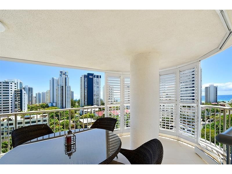 ‘MAIN BEACH TOWER’ 2 Cronin Avenue, Main Beach QLD 4217