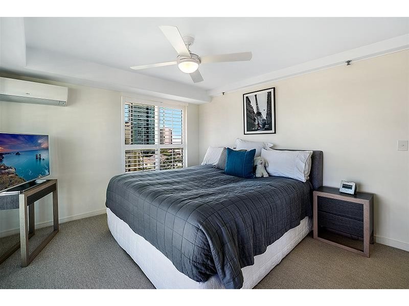 ‘MAIN BEACH TOWER’ 2 Cronin Avenue, Main Beach QLD 4217