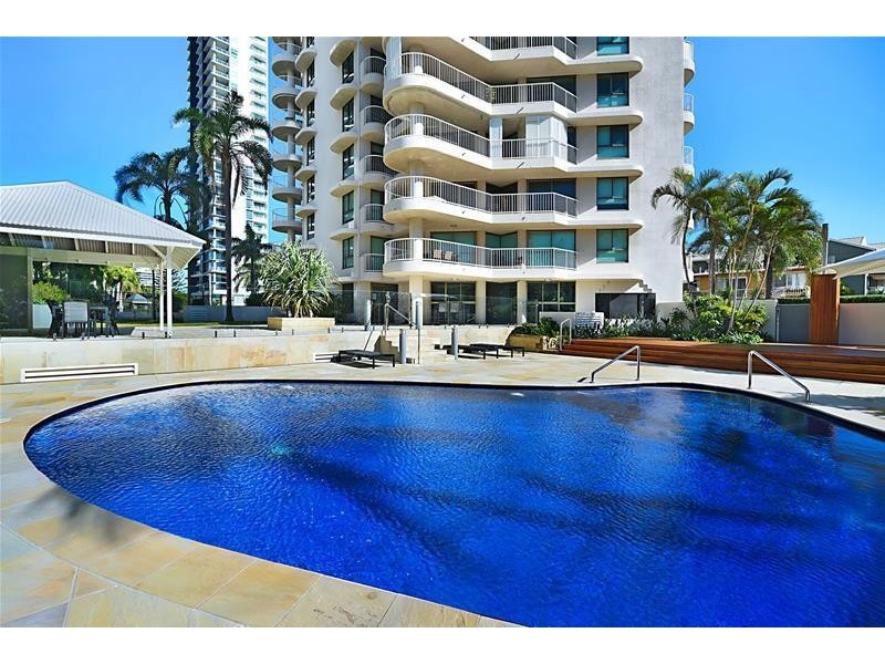 ‘MAIN BEACH TOWER’ 2 Cronin Avenue, Main Beach QLD 4217