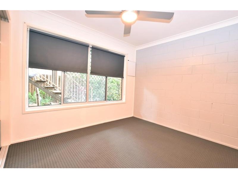 35 Breaker Street, Main Beach QLD 4217