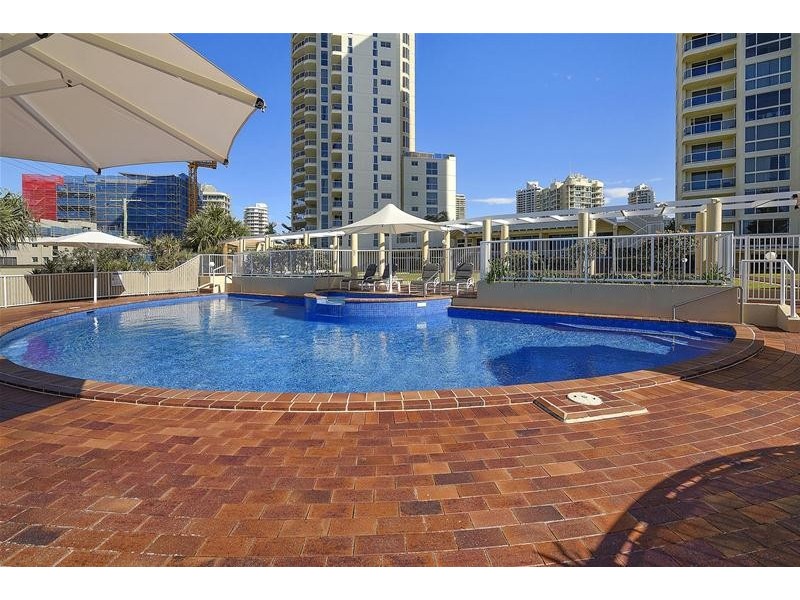 ‘XANADU EAST’ 59 Pacific  Street, Main Beach QLD 4217