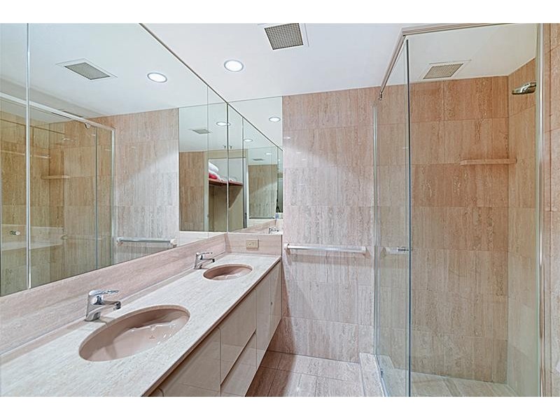 ‘CONTESSA’ 1 Serisier Avenue, Main Beach QLD 4217