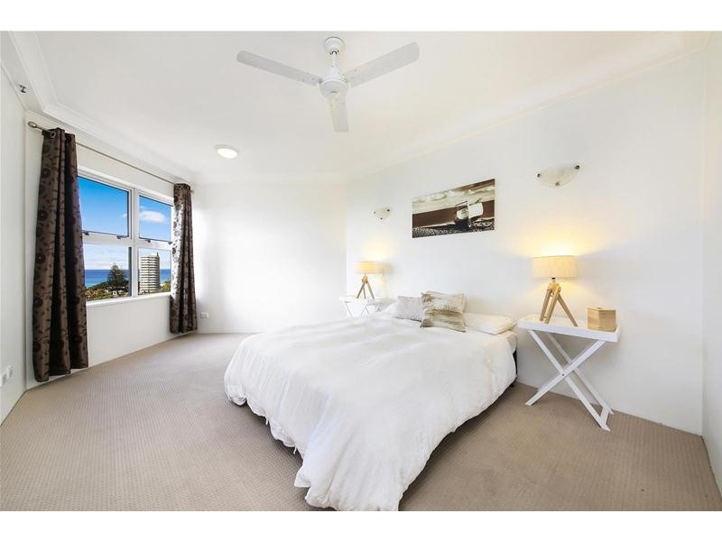 ‘GRAND MARINER’ 12 Commodore Drive, Paradise Waters QLD 4217