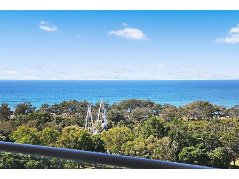 ‘GRAND MARINER’ 12 Commodore Drive, Paradise Waters QLD 4217