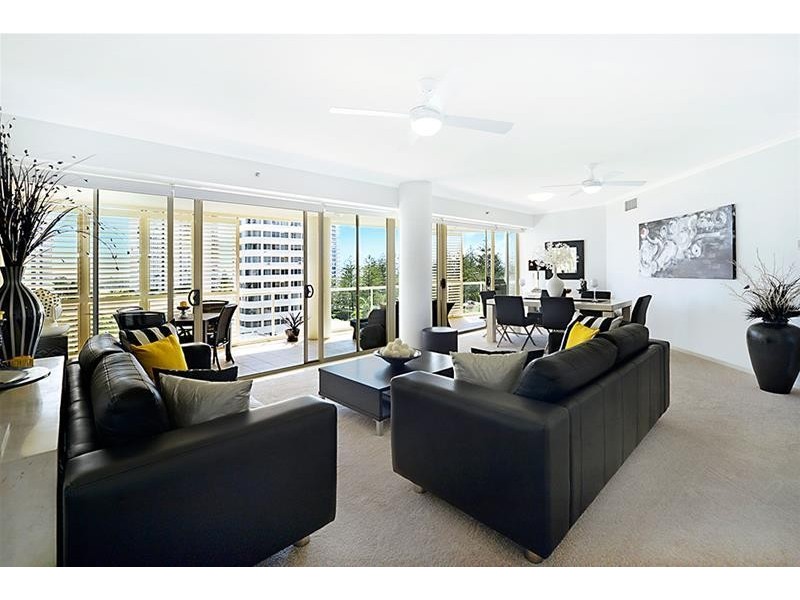 1 Lennie Avenue ‘LIBERTY PACIFIC’, Main Beach QLD 4217