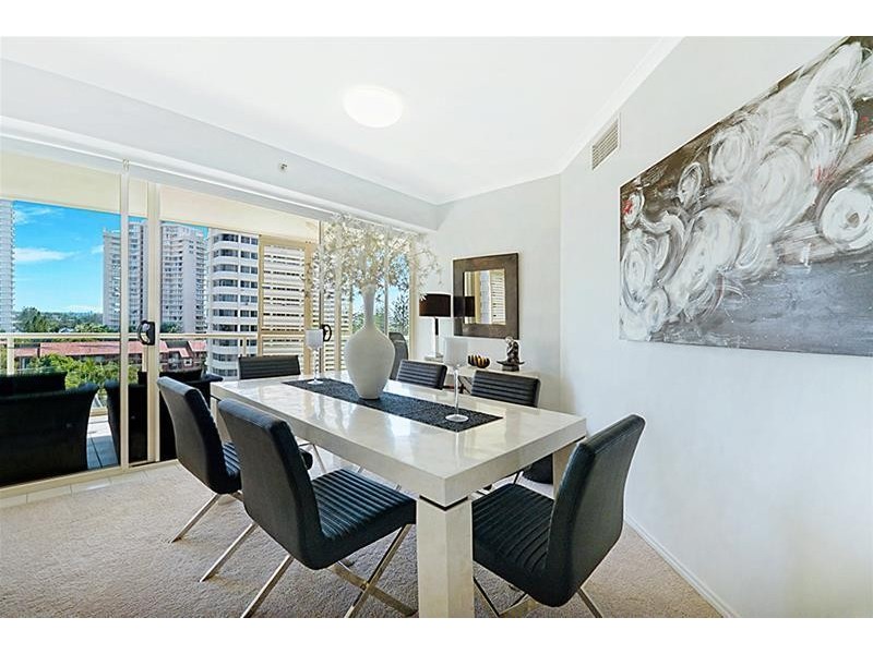 1 Lennie Avenue ‘LIBERTY PACIFIC’, Main Beach QLD 4217