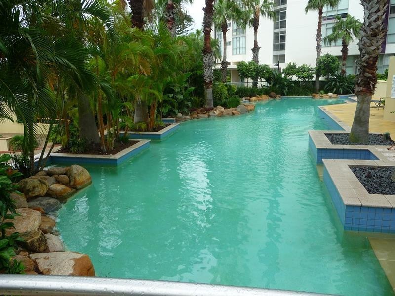 1 Lennie Avenue ‘LIBERTY PACIFIC’, Main Beach QLD 4217