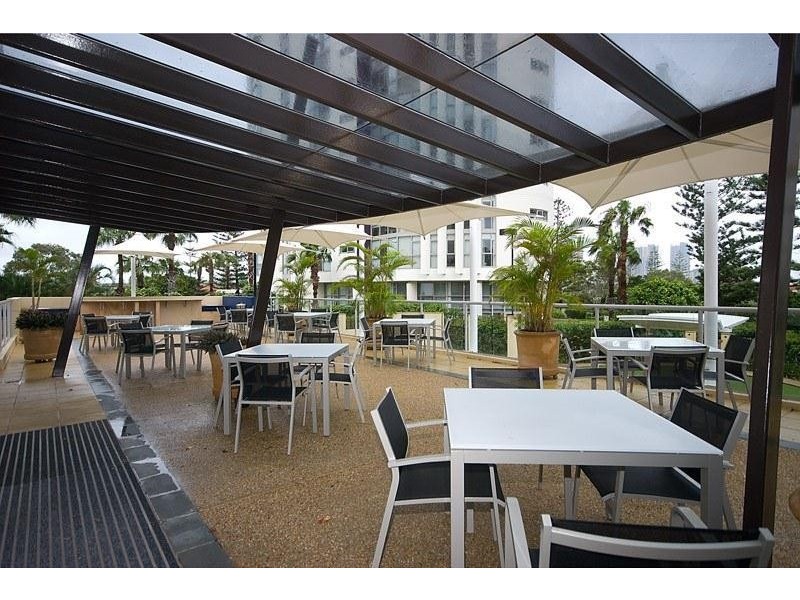 1 Lennie Avenue ‘LIBERTY PACIFIC’, Main Beach QLD 4217