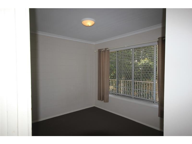 ‘Breaker’ 35 Breaker Street, Main Beach QLD 4217