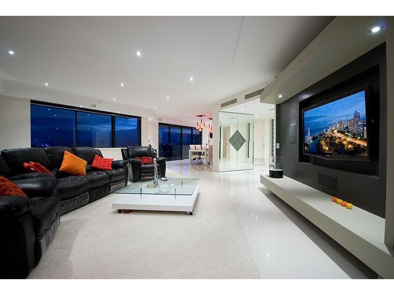 ‘THE INLET’ 24 Breaker Street, Main Beach QLD 4217