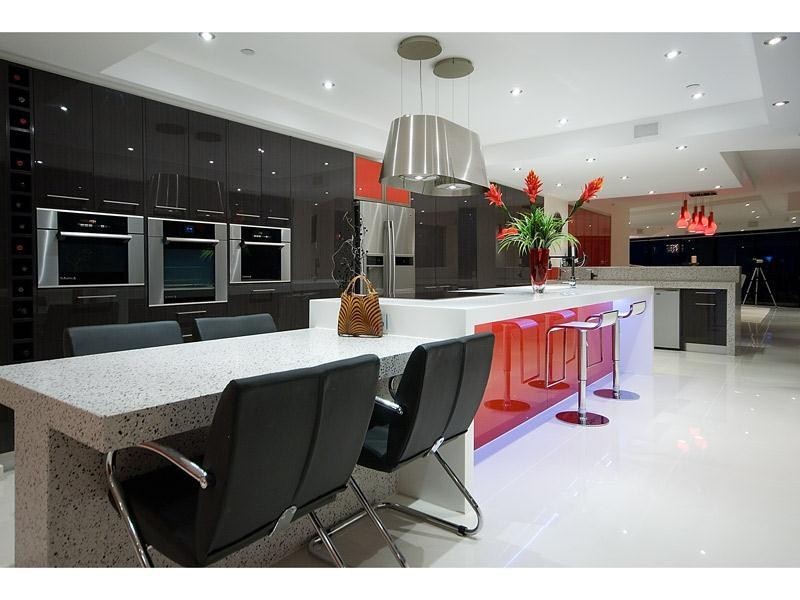 ‘THE INLET’ 24 Breaker Street, Main Beach QLD 4217