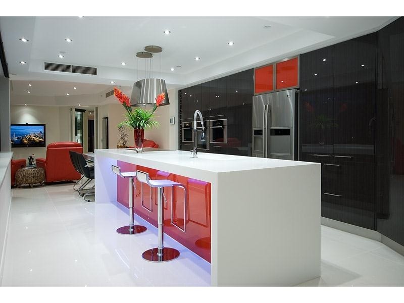 ‘THE INLET’ 24 Breaker Street, Main Beach QLD 4217