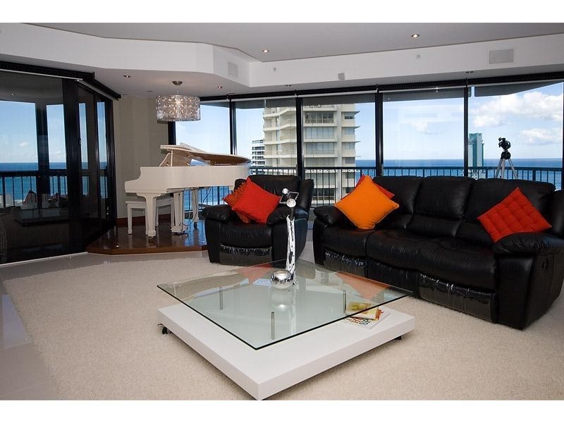 ‘THE INLET’ 24 Breaker Street, Main Beach QLD 4217