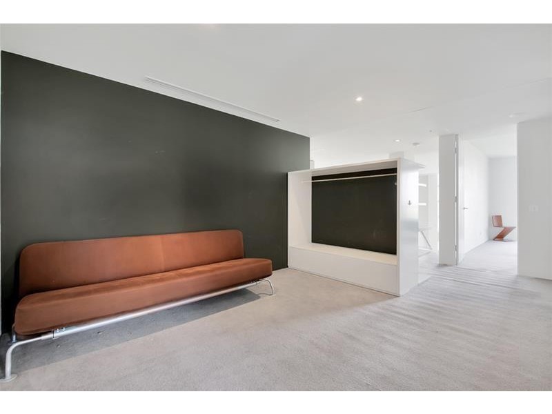 ‘AXIS’ 11 Hill Parade, Main Beach QLD 4217