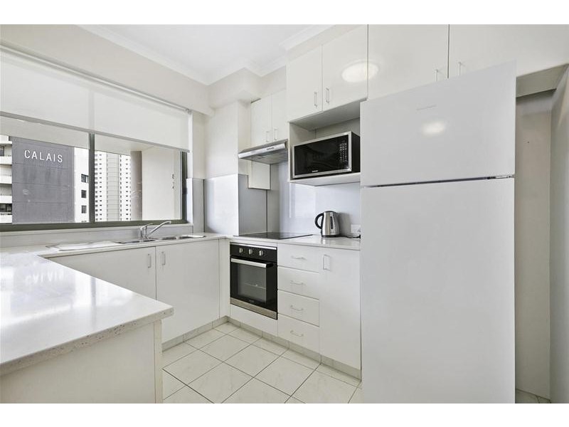 ‘The Meriton’ 29 Woodroffe Street, Main Beach QLD 4217