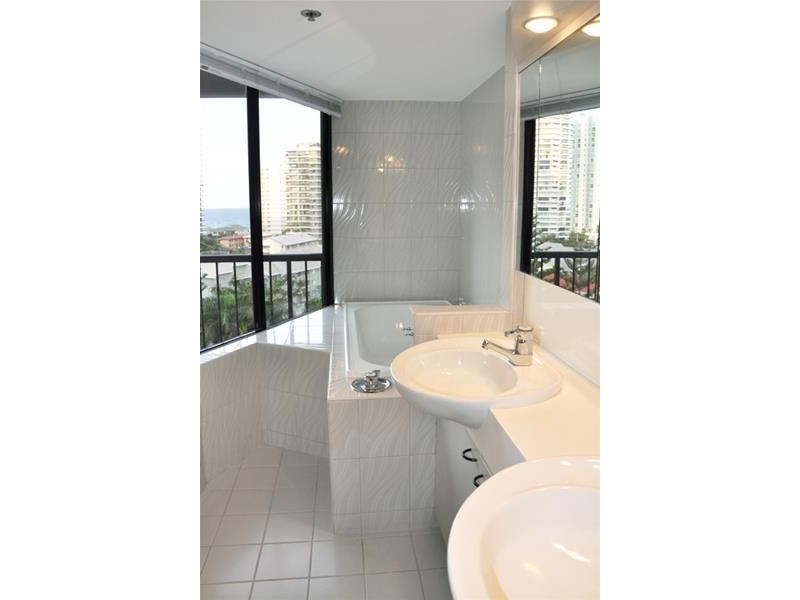 ‘THE INLET’, 24 Breaker Street, Main Beach QLD 4217