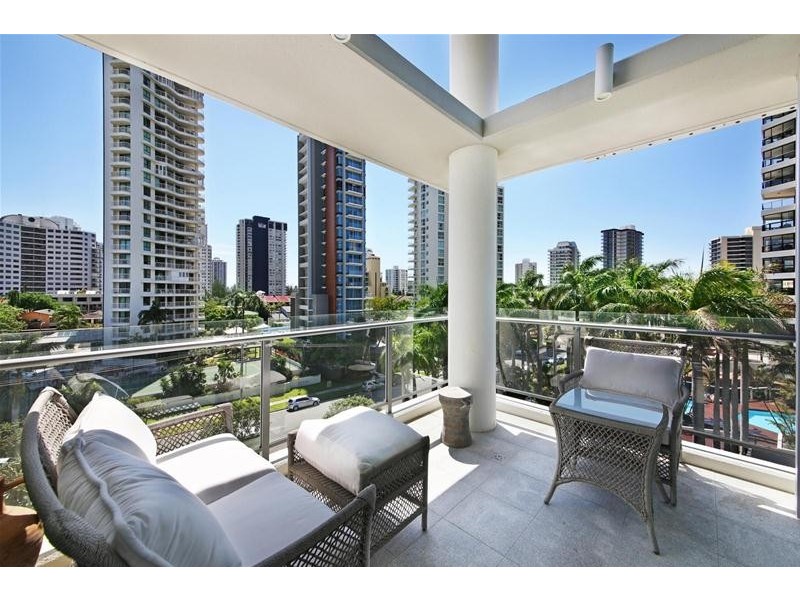 ‘Axis’ 11 Hill Parade, Main Beach QLD 4217