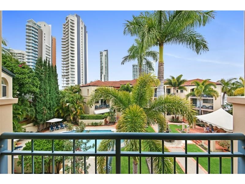 ‘SAINTE MAXIME’ 38 Woodroffe Avenue, Main Beach QLD 4217