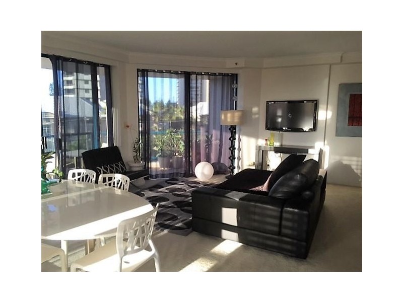 ‘Waratah’ 22 Montgomery Avenue, Main Beach QLD 4217