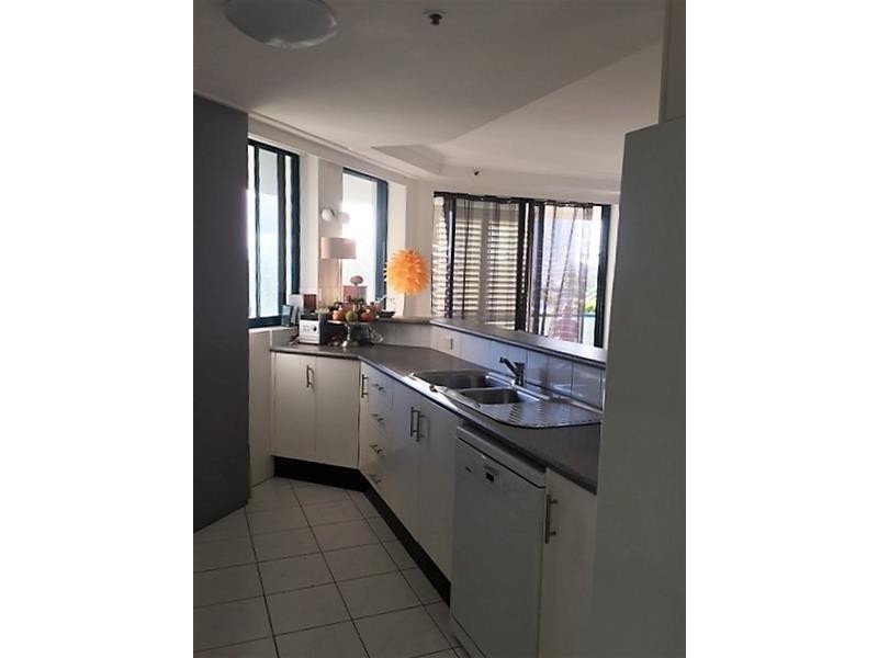 ‘Waratah’ 22 Montgomery Avenue, Main Beach QLD 4217
