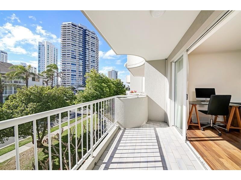 ‘ALOHA LANE’ 11 Breaker Street, Main Beach QLD 4217