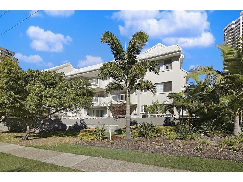 ‘ALOHA LANE’ 11 Breaker Street, Main Beach QLD 4217