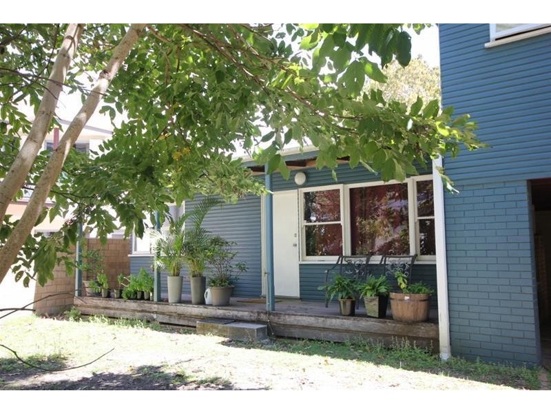 34 Tedder Avenue, Main Beach QLD 4217