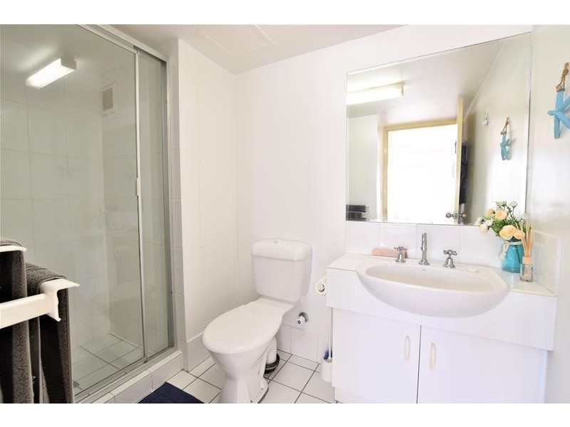 ‘CHIDORI COURT’ 1 Cronin Avenue, Main Beach QLD 4217