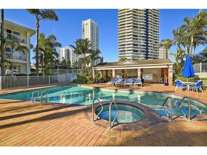 ‘CHIDORI COURT’ 1 Cronin Avenue, Main Beach QLD 4217