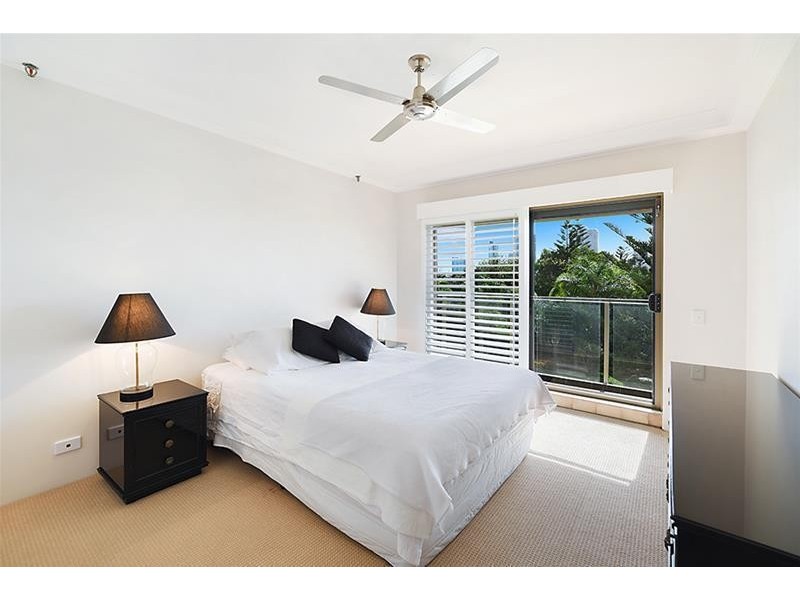 2 Admiralty Drive ‘ATLANTIS EAST’, Paradise Waters QLD 4217