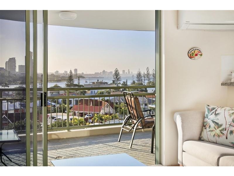 ‘THE MERITON’ 29 Woodroffe Avenue, Main Beach QLD 4217