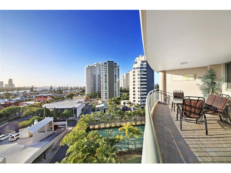 ‘THE MERITON’ 29 Woodroffe Avenue, Main Beach QLD 4217