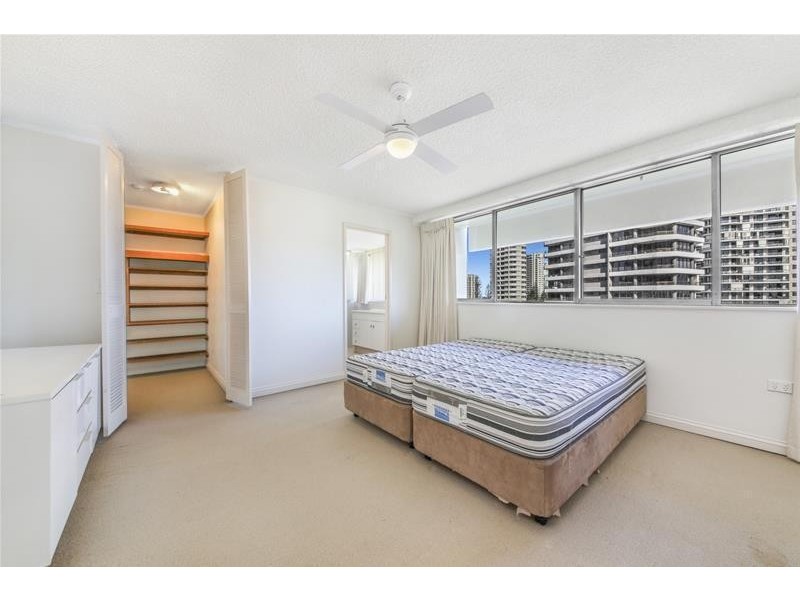 ‘Yachting Towers’ 18 MacArthur Parade, Main Beach QLD 4217