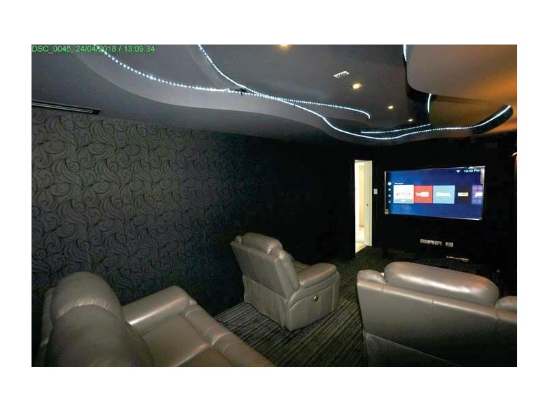 45A Breaker Street, Main Beach QLD 4217