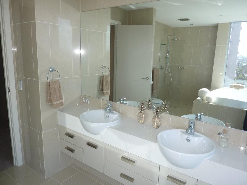 ‘XXV’ Breaker Street, Main Beach QLD 4217