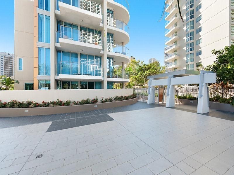 ‘XXV’ Breaker Street, Main Beach QLD 4217