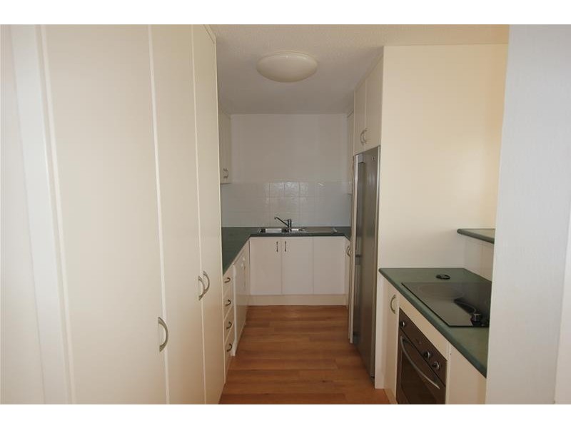 ‘Melaleuca’ 25 Pacific  Street, Main Beach QLD 4217