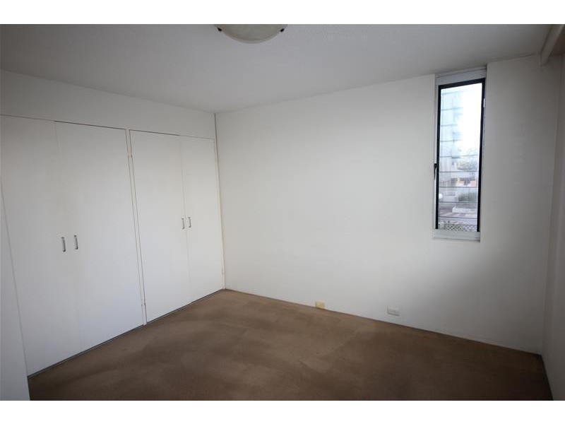 ‘Melaleuca’ 25 Pacific  Street, Main Beach QLD 4217